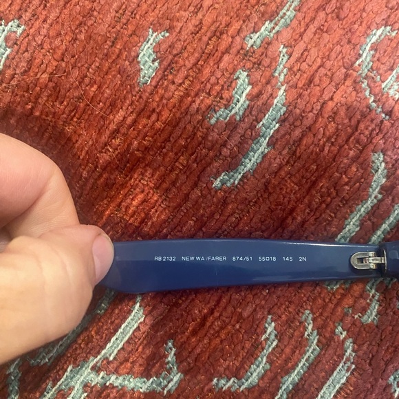 Ray Ban Wayfarers! - Picture 4 of 8